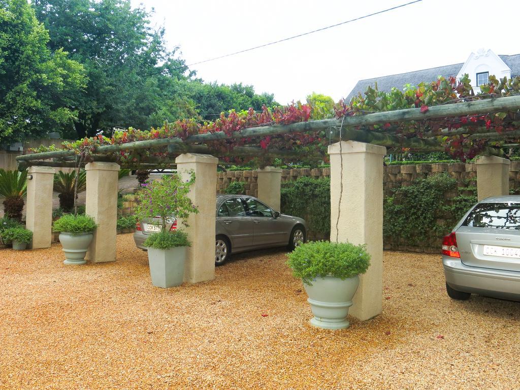 Babette Bed And Breakfast Swellendam Bagian luar foto