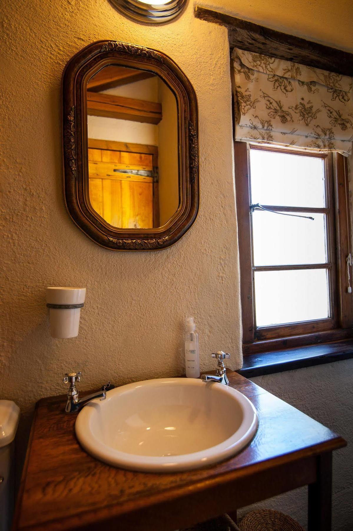 Babette Bed And Breakfast Swellendam Bagian luar foto