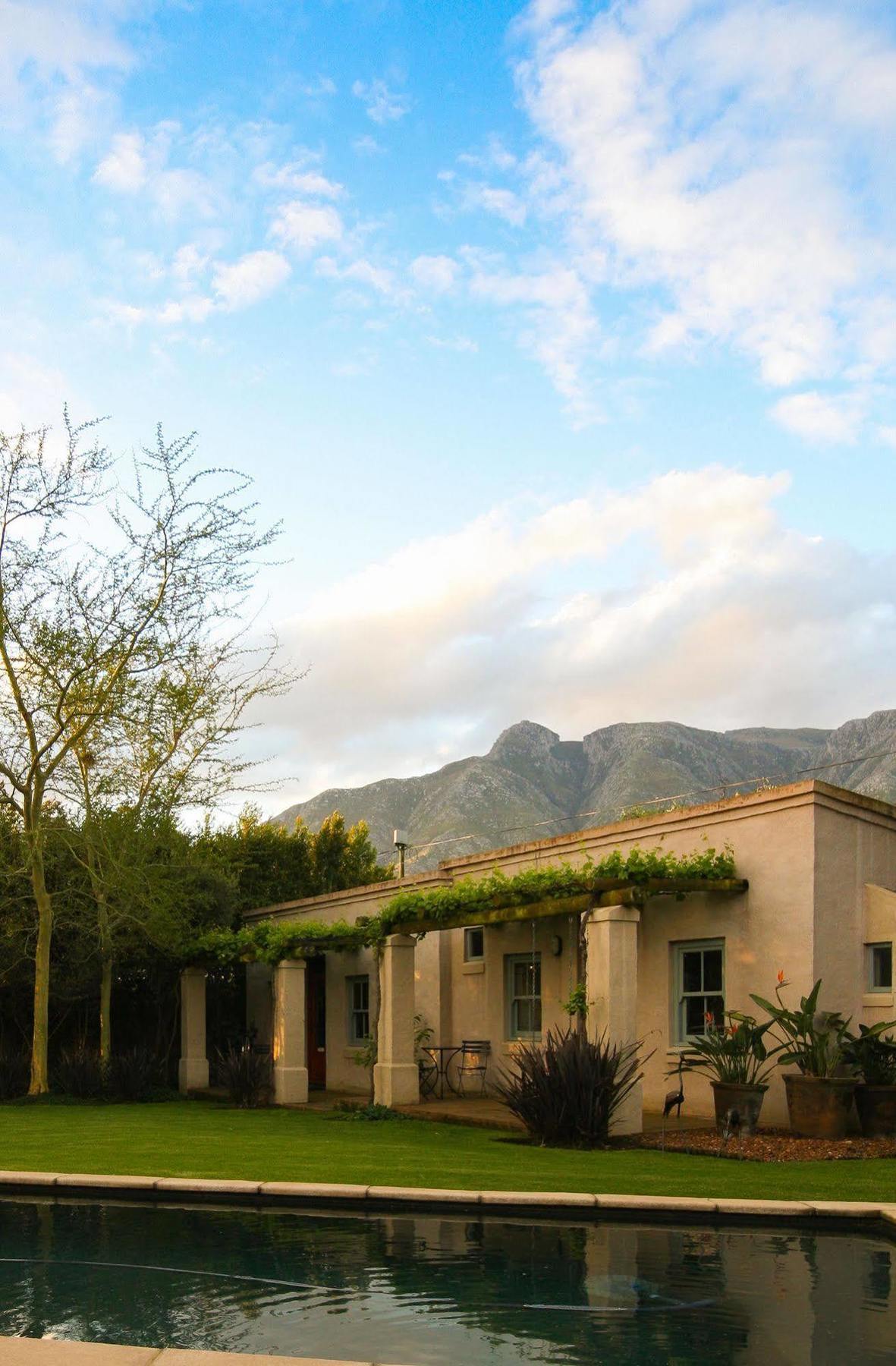 Babette Bed And Breakfast Swellendam Bagian luar foto
